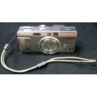 Фотоаппарат Fujifilm FinePix F810 (без зарядного устройства) - Первоуральск